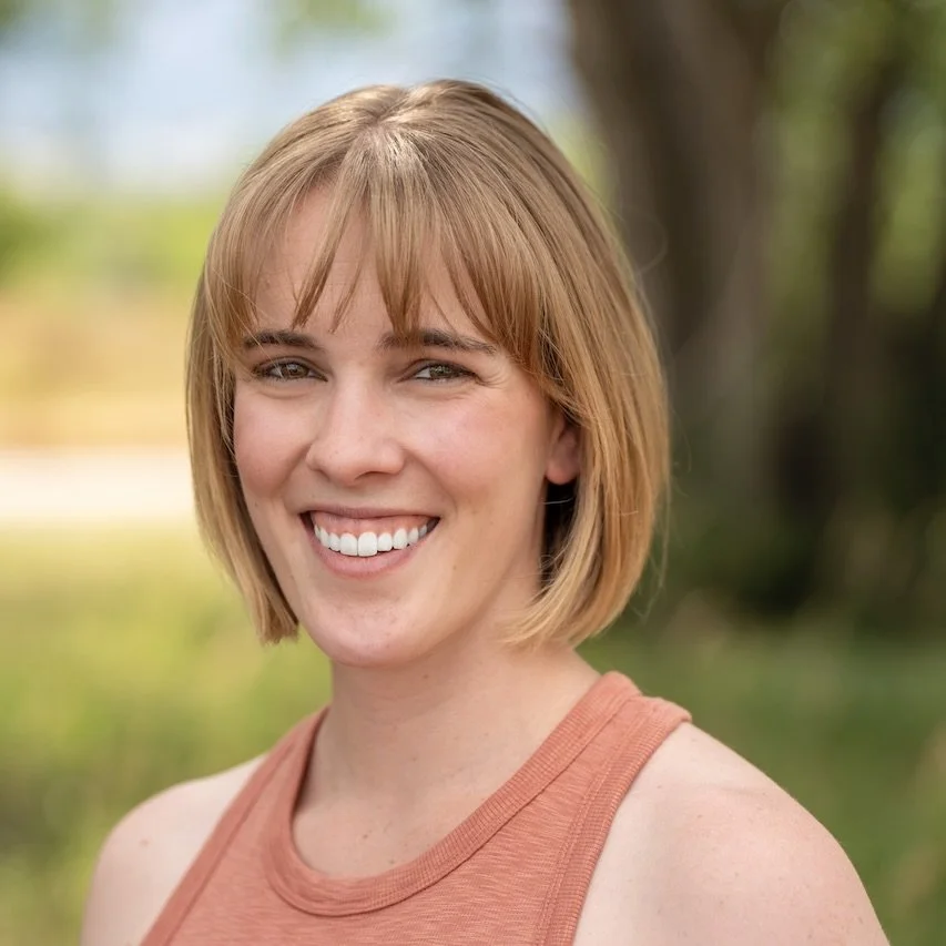 Head shot of Sutton Anker, team member at Connect Physical Therapy and Pilates.