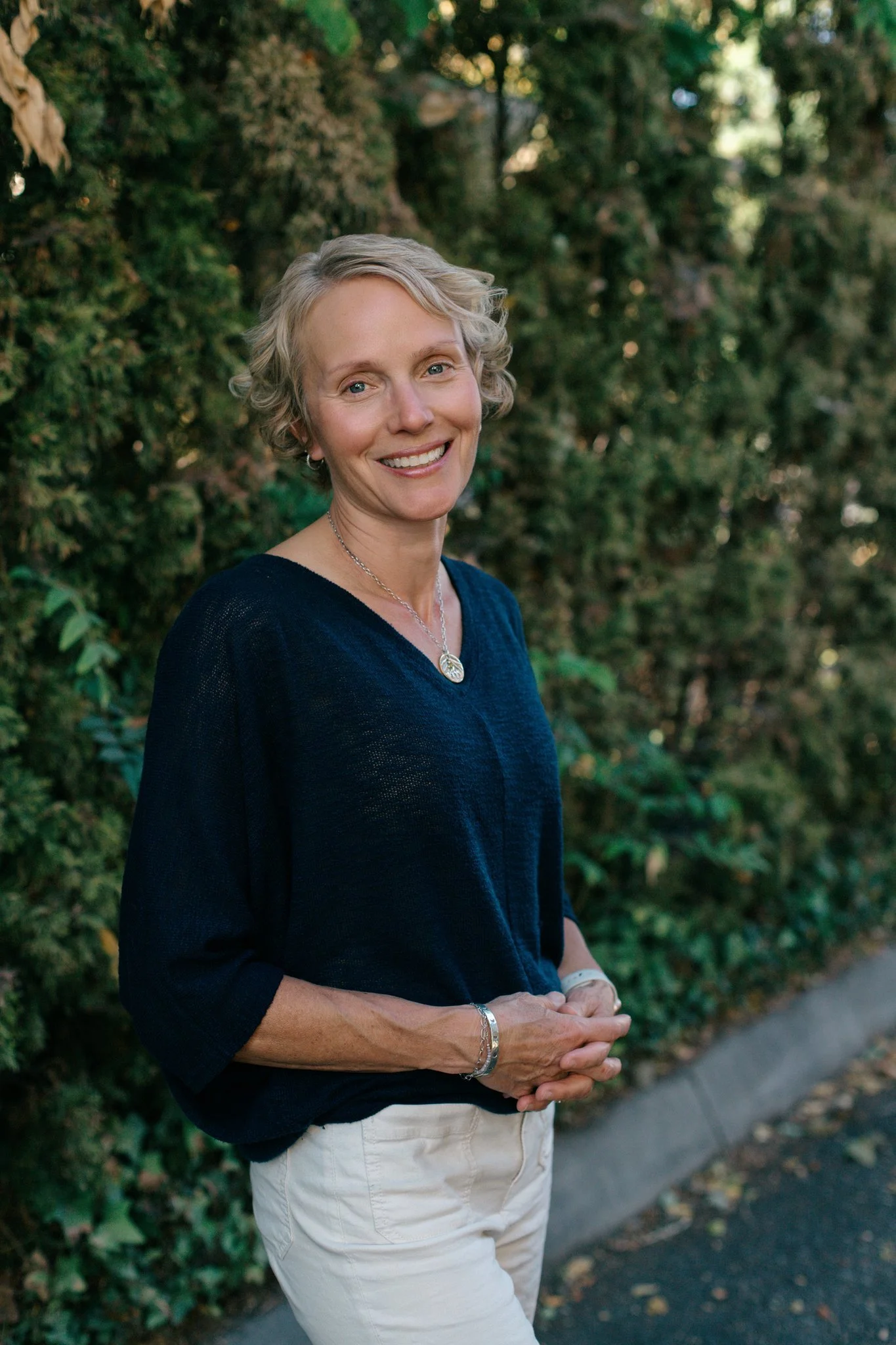 Hailing from a rural area outside Boyertown, Pennsylvania, Dr. Julia Jensen is a dedicated family physician with a rich academic and professional background. 