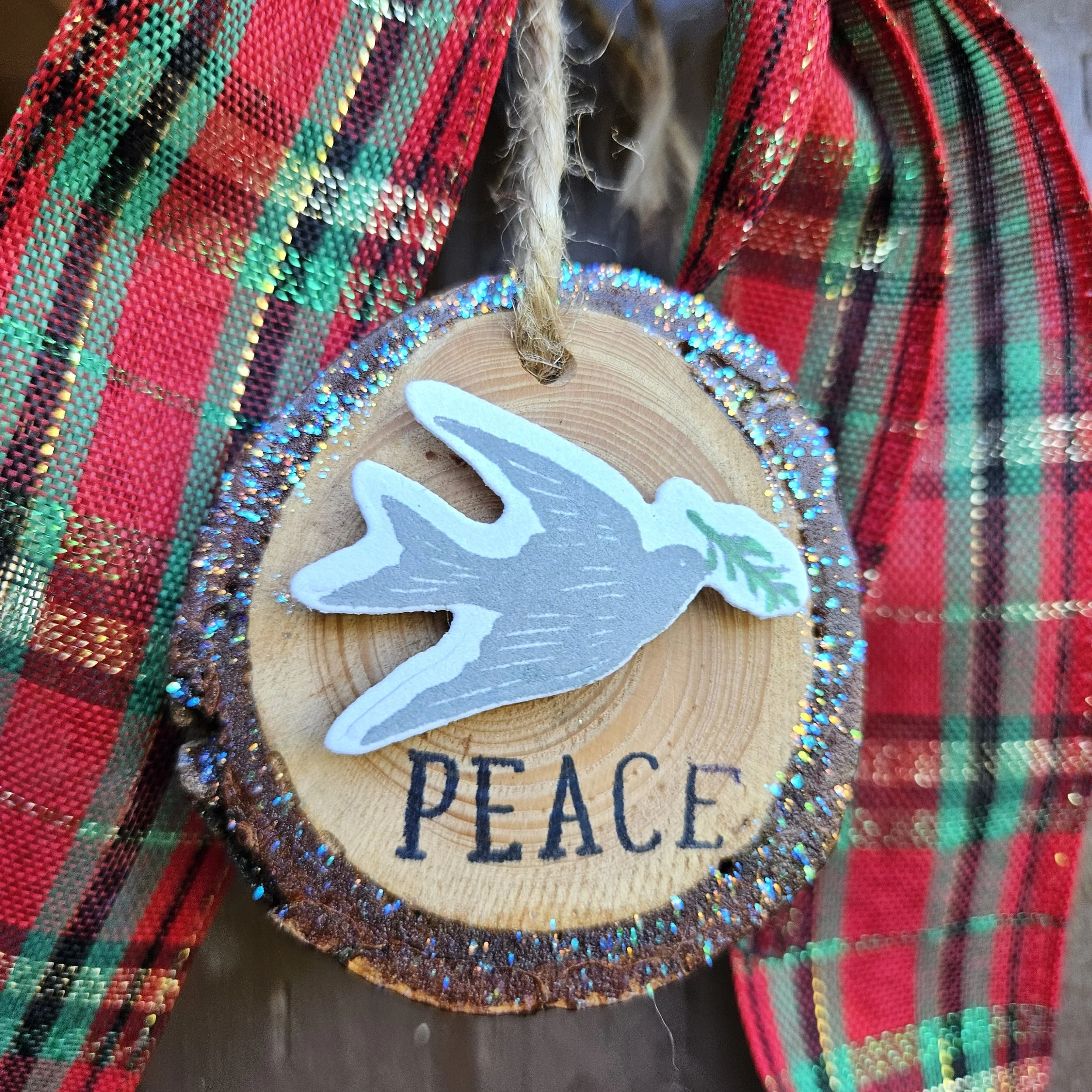 wreath traditional 6.jpg