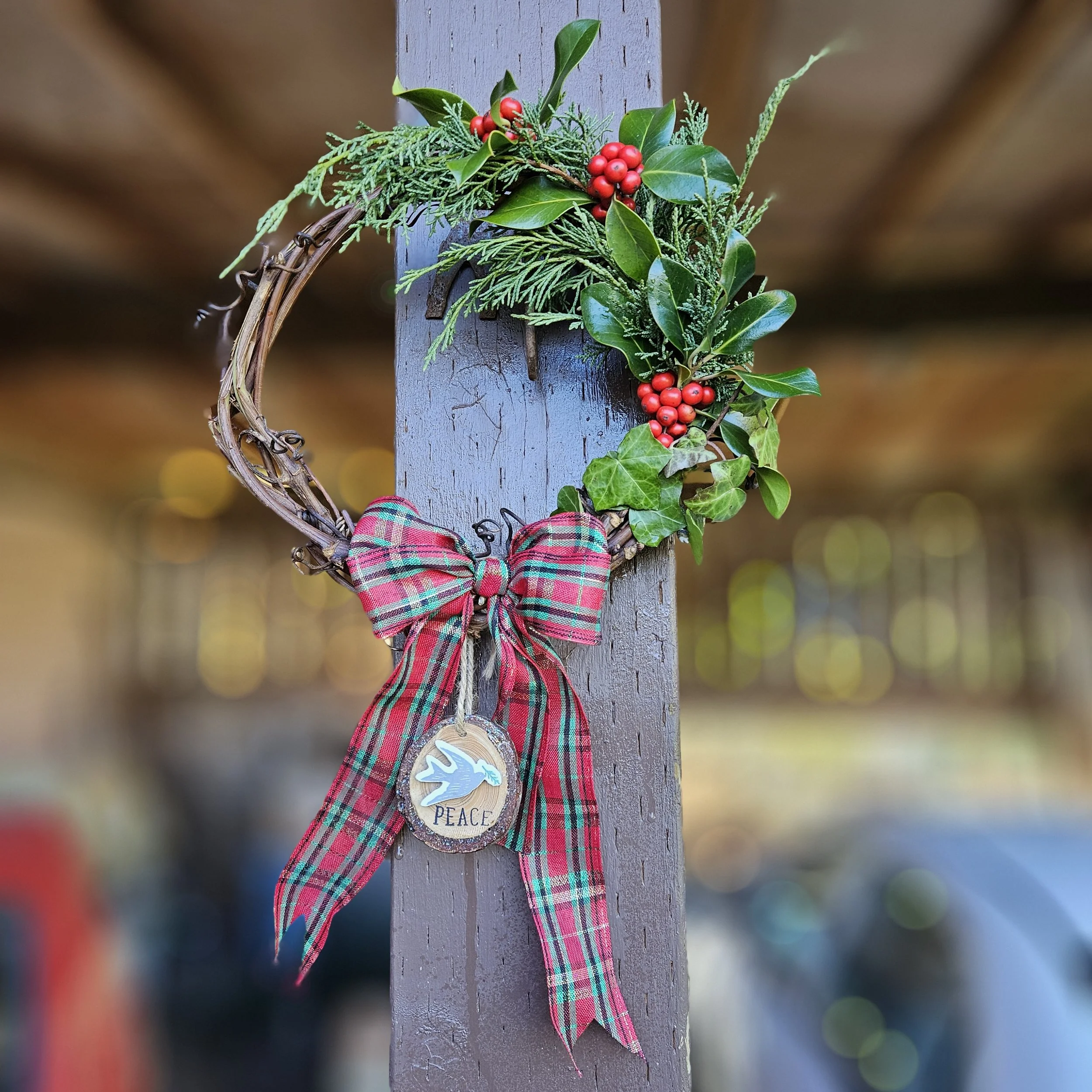 wreath traditional 5.jpg