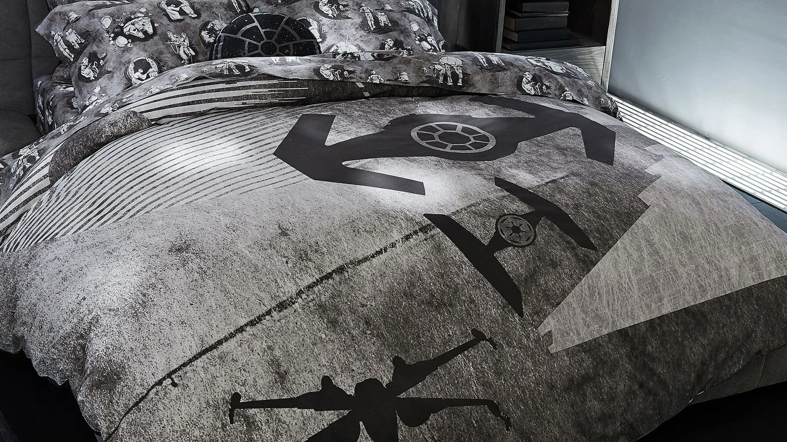 starwars-duvet-pb-main.jpg