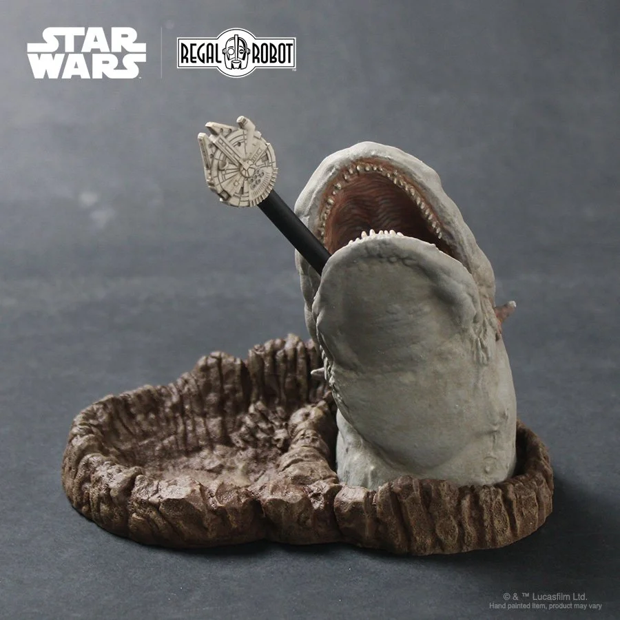 space-slug-desk-organizer-sculpture-8.jpg