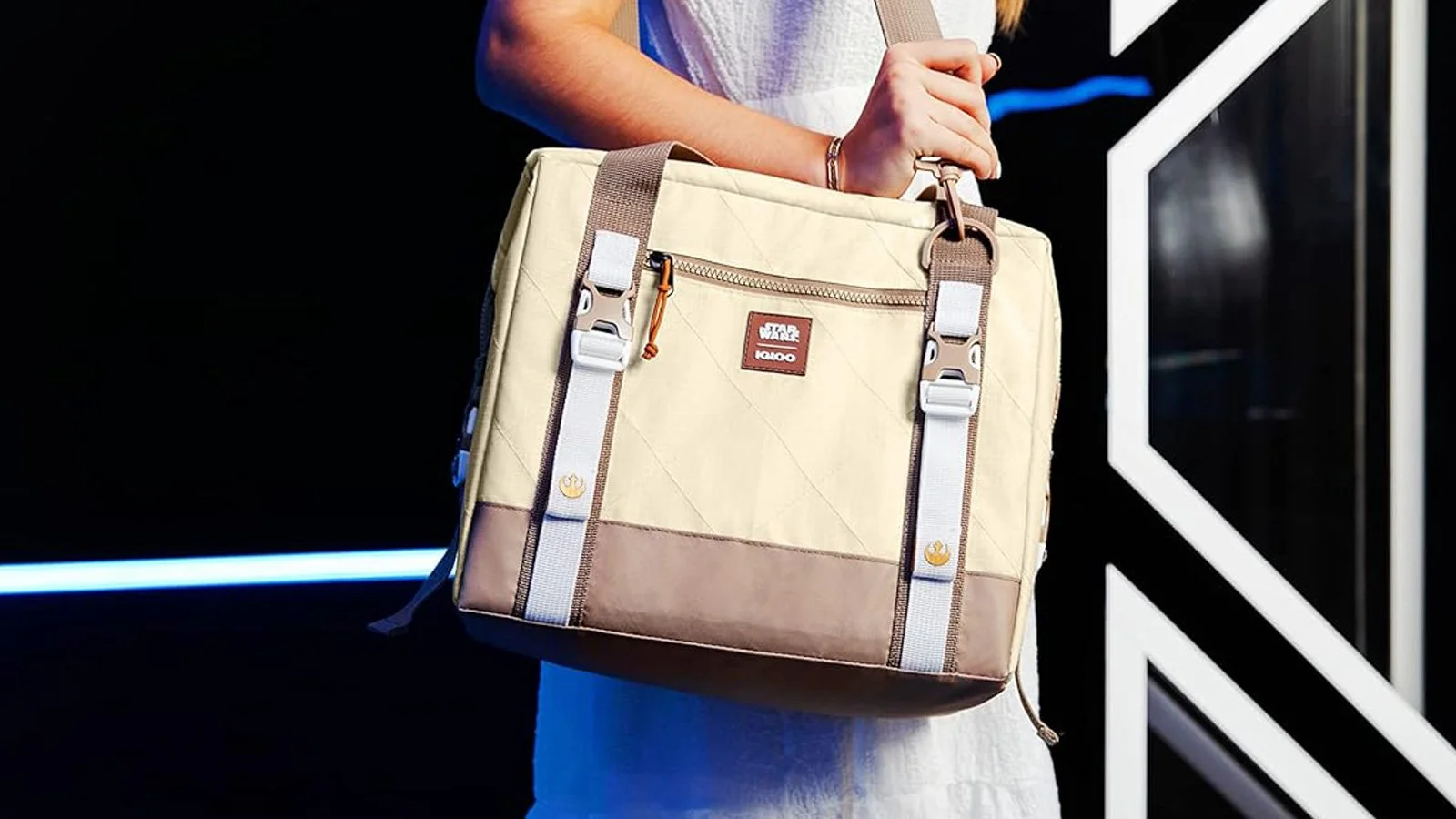 Igloo Princess Leia Tote Cooler Charming to the Last