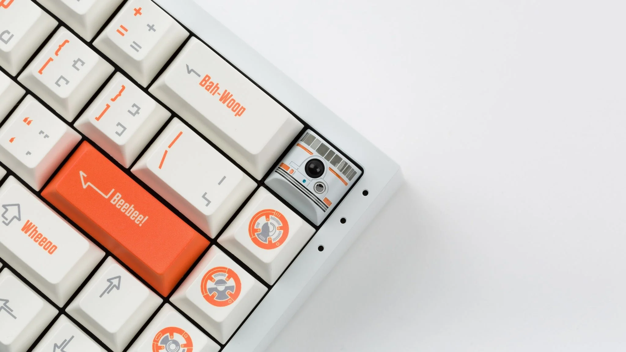 NK_SW_DROIDS_ALU_BB-8-4_2048x.jpg