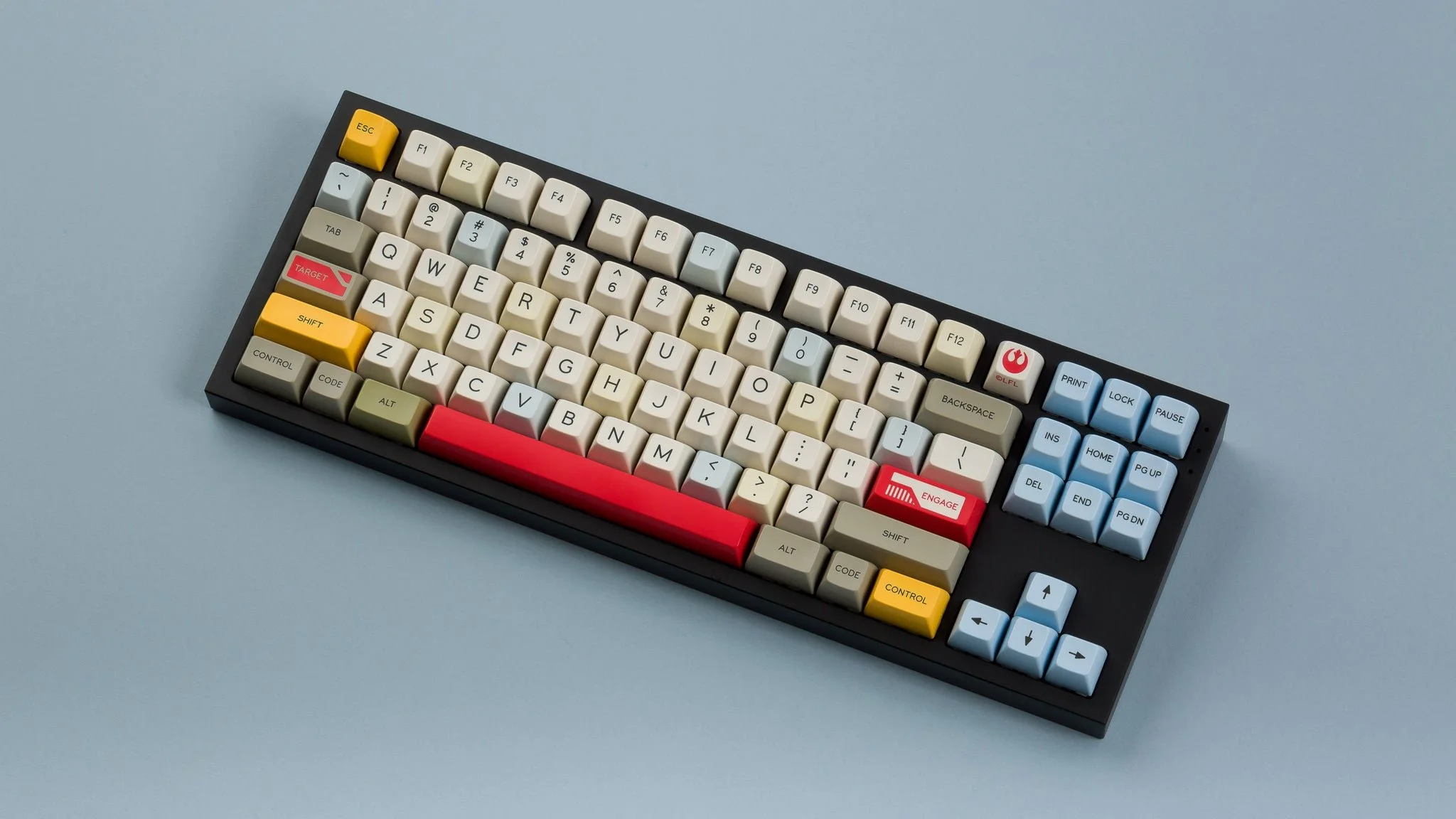 X-WING_4_2048x.jpg