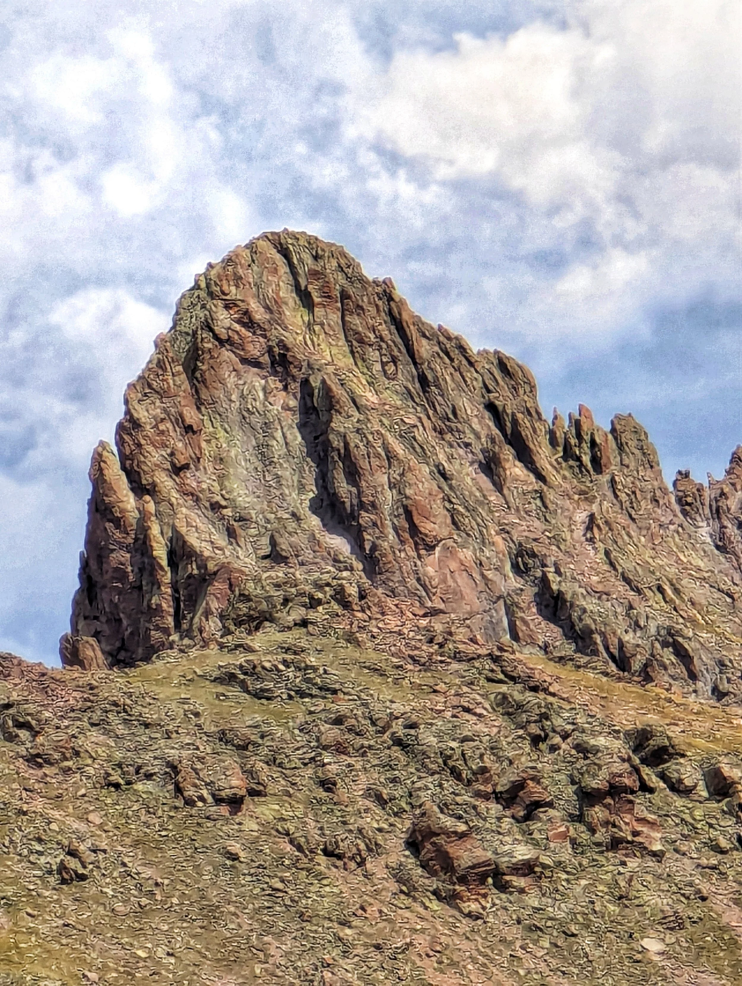 The summit of Dragon Back.