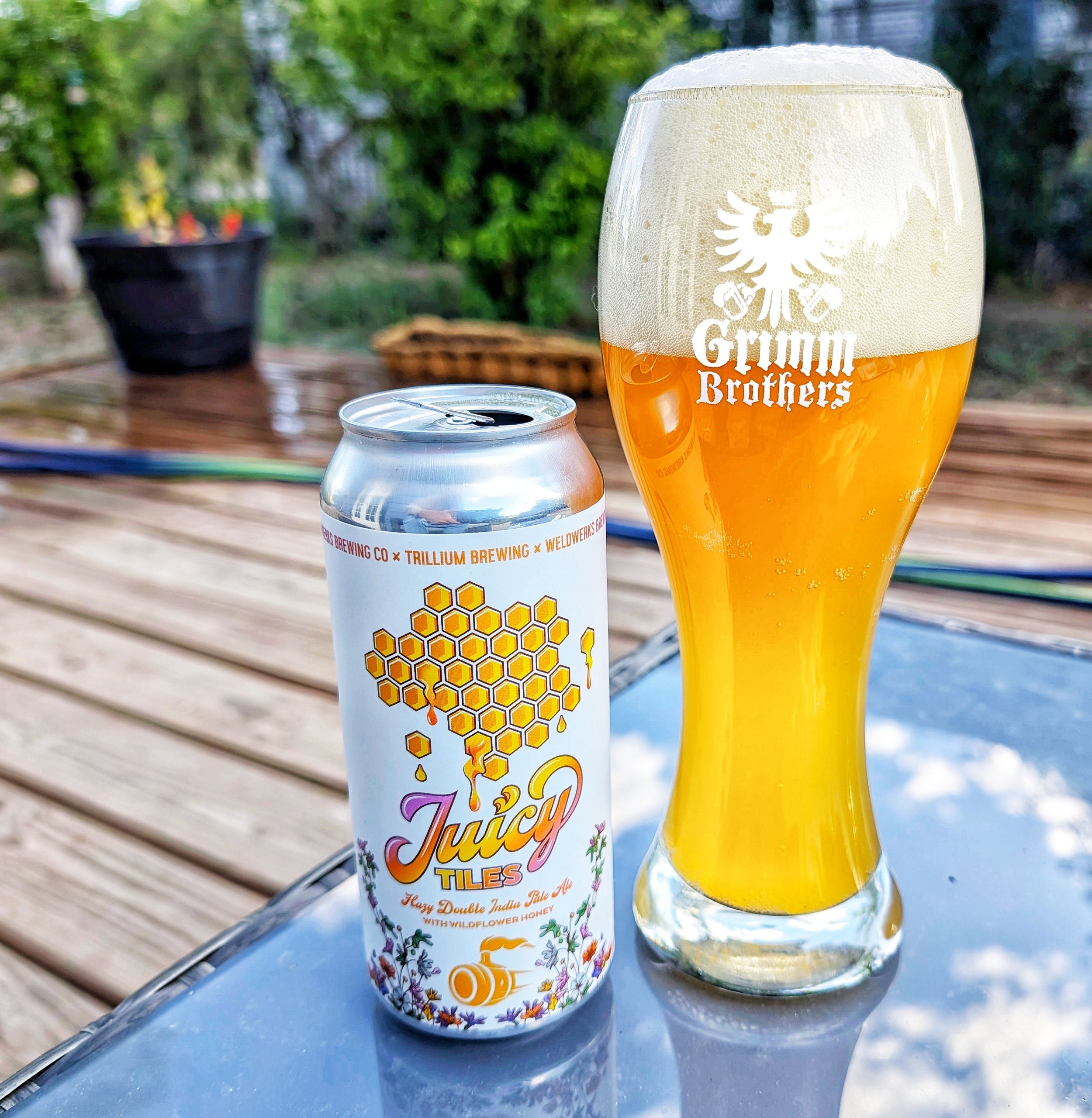 Juicy Tiles from Weldwerks is a spin on their Juicy Bits...albeit with wildflower honey