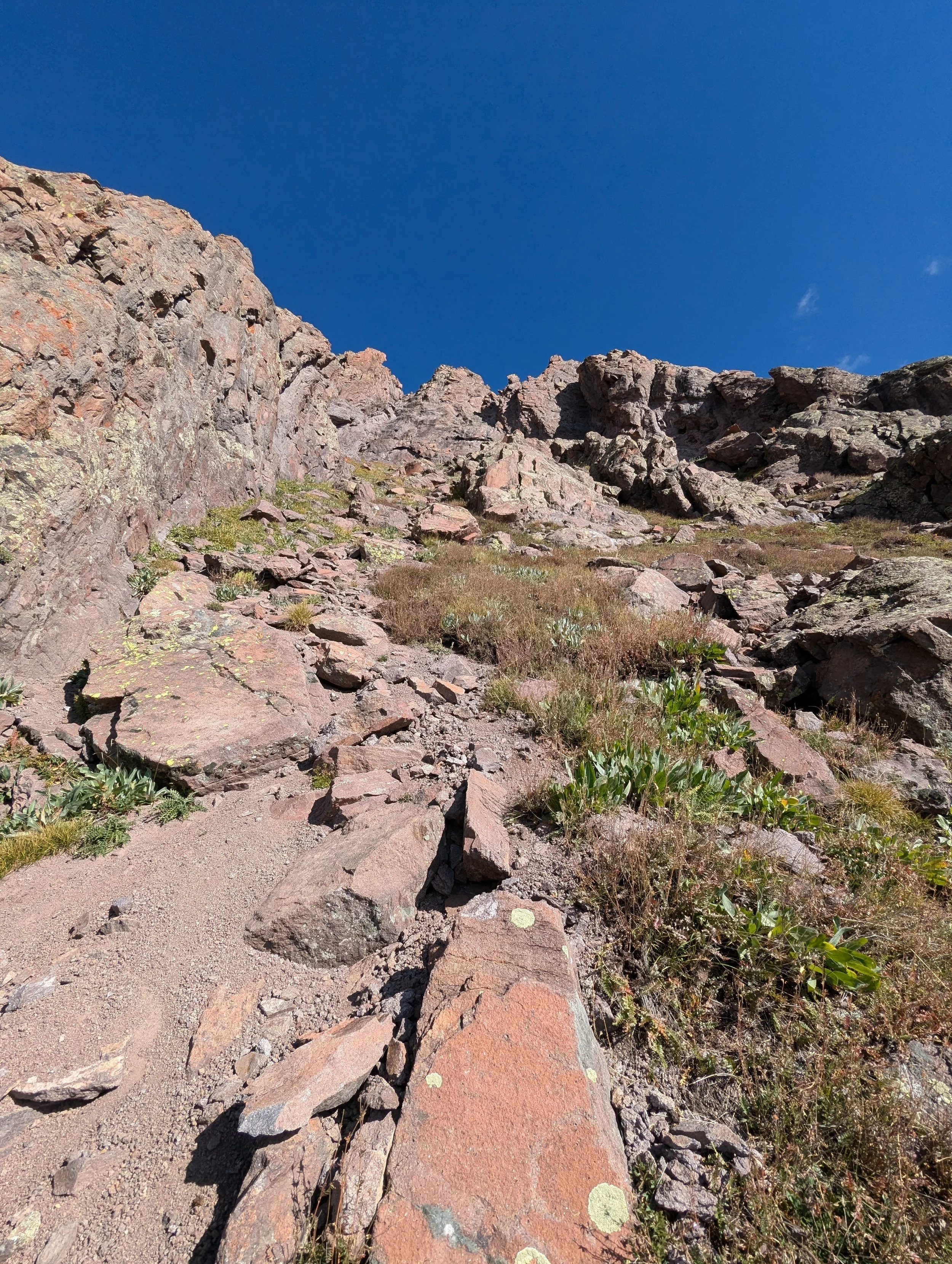 The access gully to attain passage