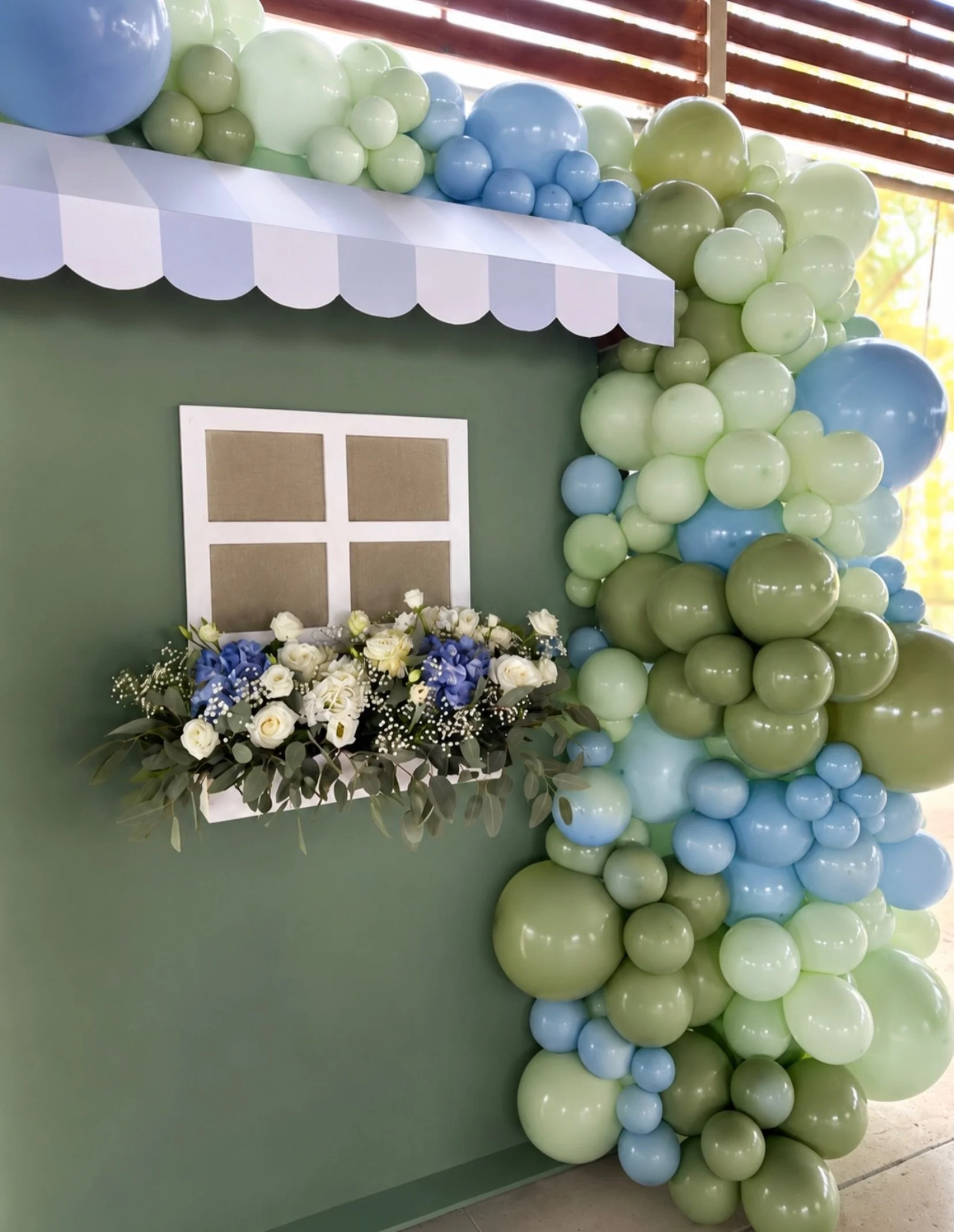 &bull; B A U T I Z O  M A T E O&bull; 🐻
Un montaje lleno de detalles para celebrar un d&iacute;a muy especial ✨
@salontresluces 

#HappyDayEventos #Bautizo #EventDesign #fiestasgdl #ralphlaurenparty happydaygdl