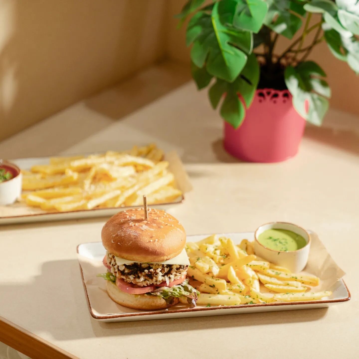 Bite into happiness with our irresistible burger and fries combo! 🍔🍟 A perfect pairing of savory delights that will leave your taste buds dancing

#yvrcafe #yvrkharghar #whyweare #communitycafe #cafe #coffee #cafevibes #aestheticcafe #biophilicdesi