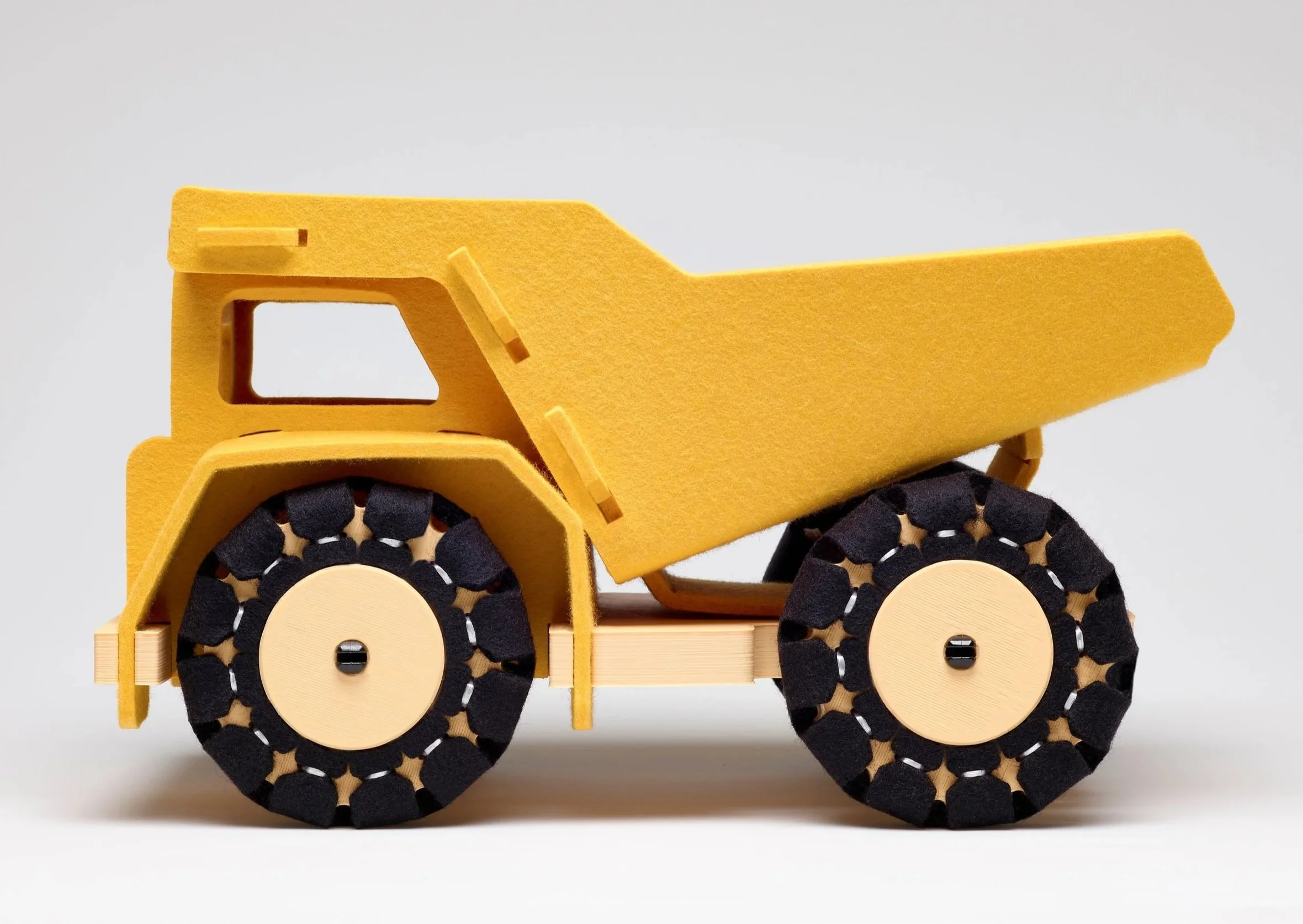 virtuo-woolkin-boulder-product-side-view.jpg