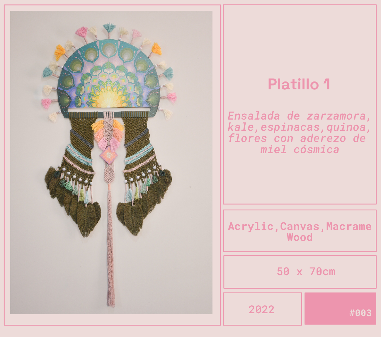 Obra del artista Mexicano Curiot Tlalpazotl. Arte decorativo en forma de atrapa sueños con elementos tejidos, pintado en colores pastel y decorado con borlas y hojas de tela en tonos marrón y verde. Cocina Collection