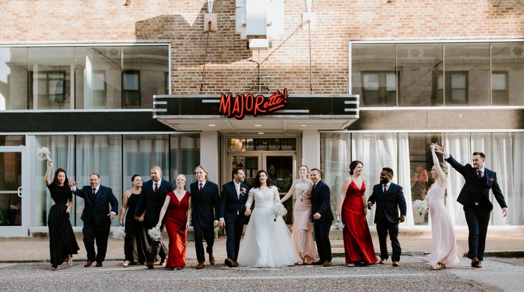 MAJORETTE-WEDDING-ST-LOUIS-WEDDING-ST-LOUIS-WEDDING-PHOTOGRAPHER-THE-LOVELY-LENS-PHOTOGRAPHY-540-1040x580.jpg
