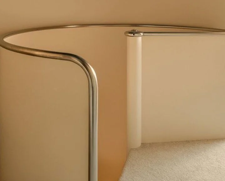 INSPIRATION / Staircase detail inspiration. Shown here in a private residence in by @halleroed 

#interiordesign #design #interior #homedecor #architecture #home #decor #interiors #homedesign #art #interiordesigner #furniture #decoration #interiordec