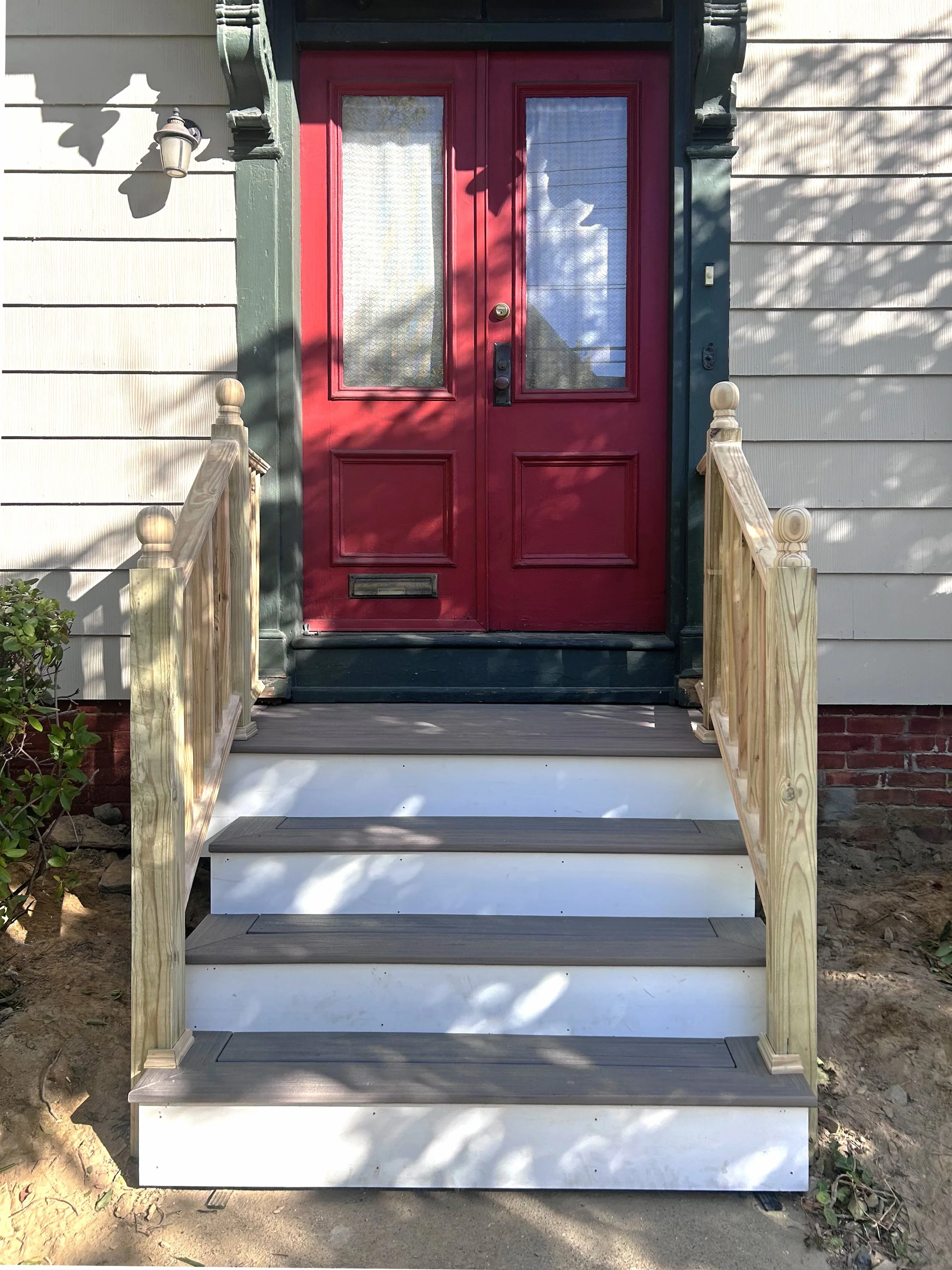 LSC-CARPENTRY-Exterior-Stairs-3849.jpg