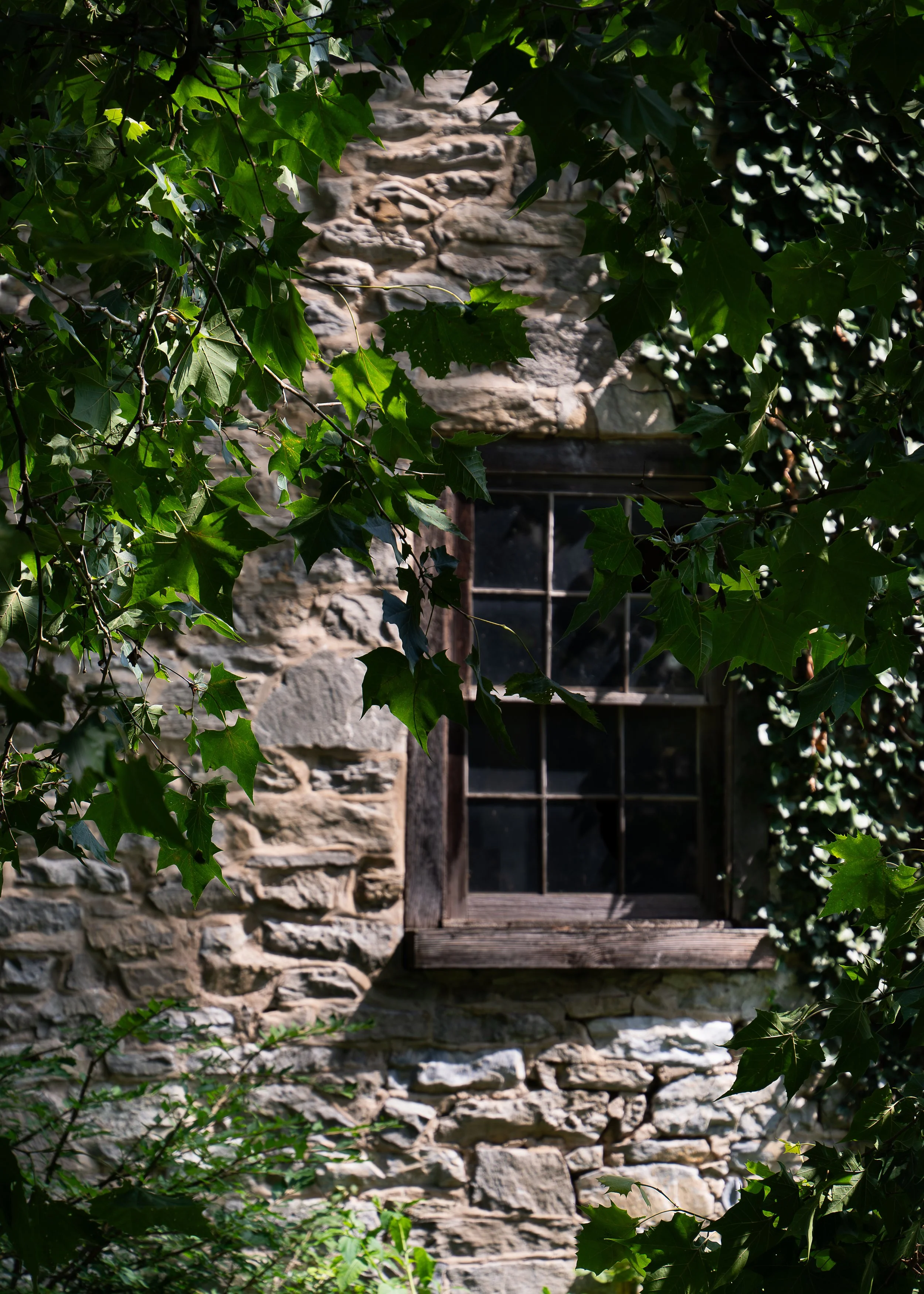 Stone Barn, Rural Pennsylvania USA