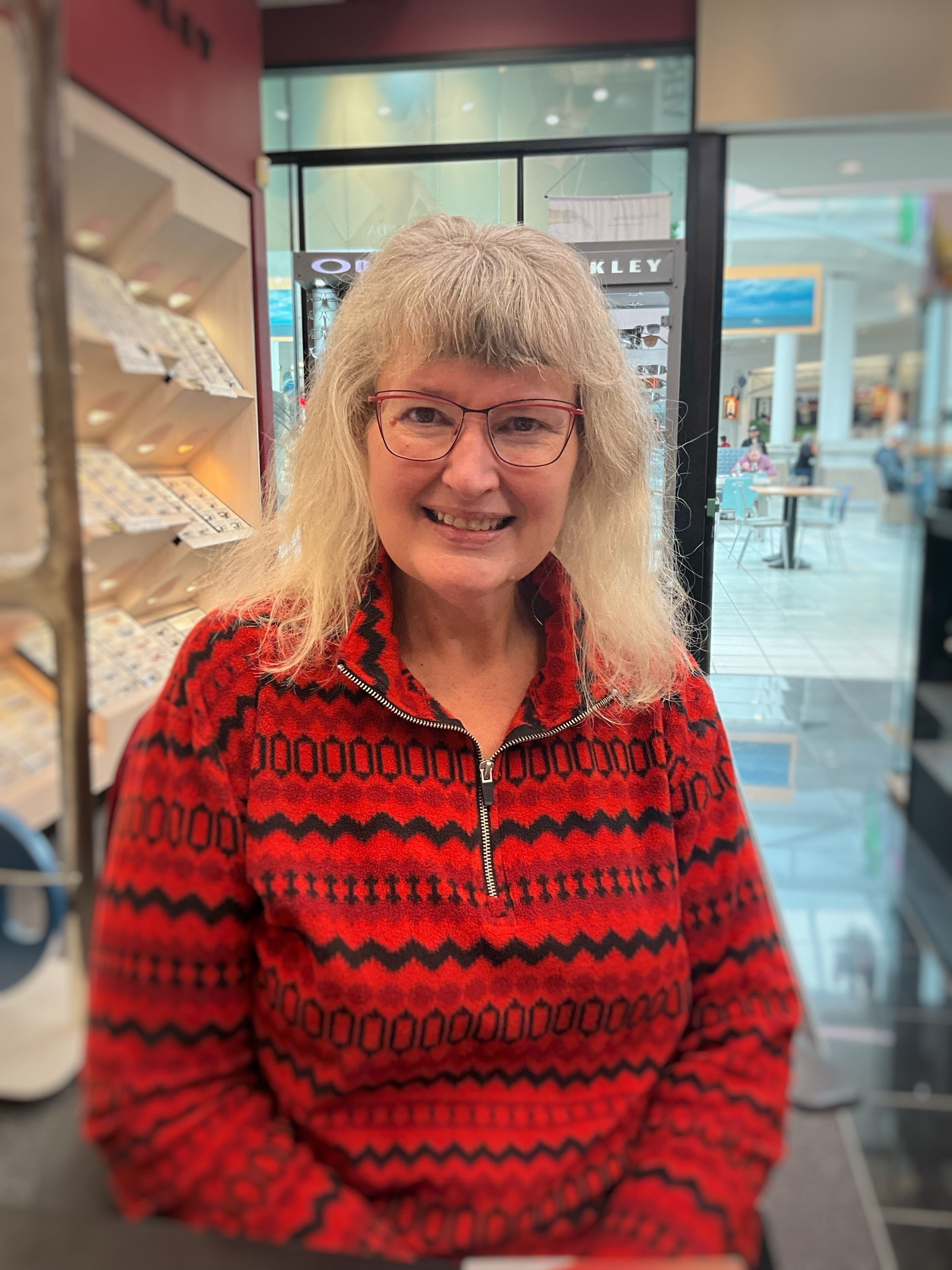 Ella & Maxx from the US