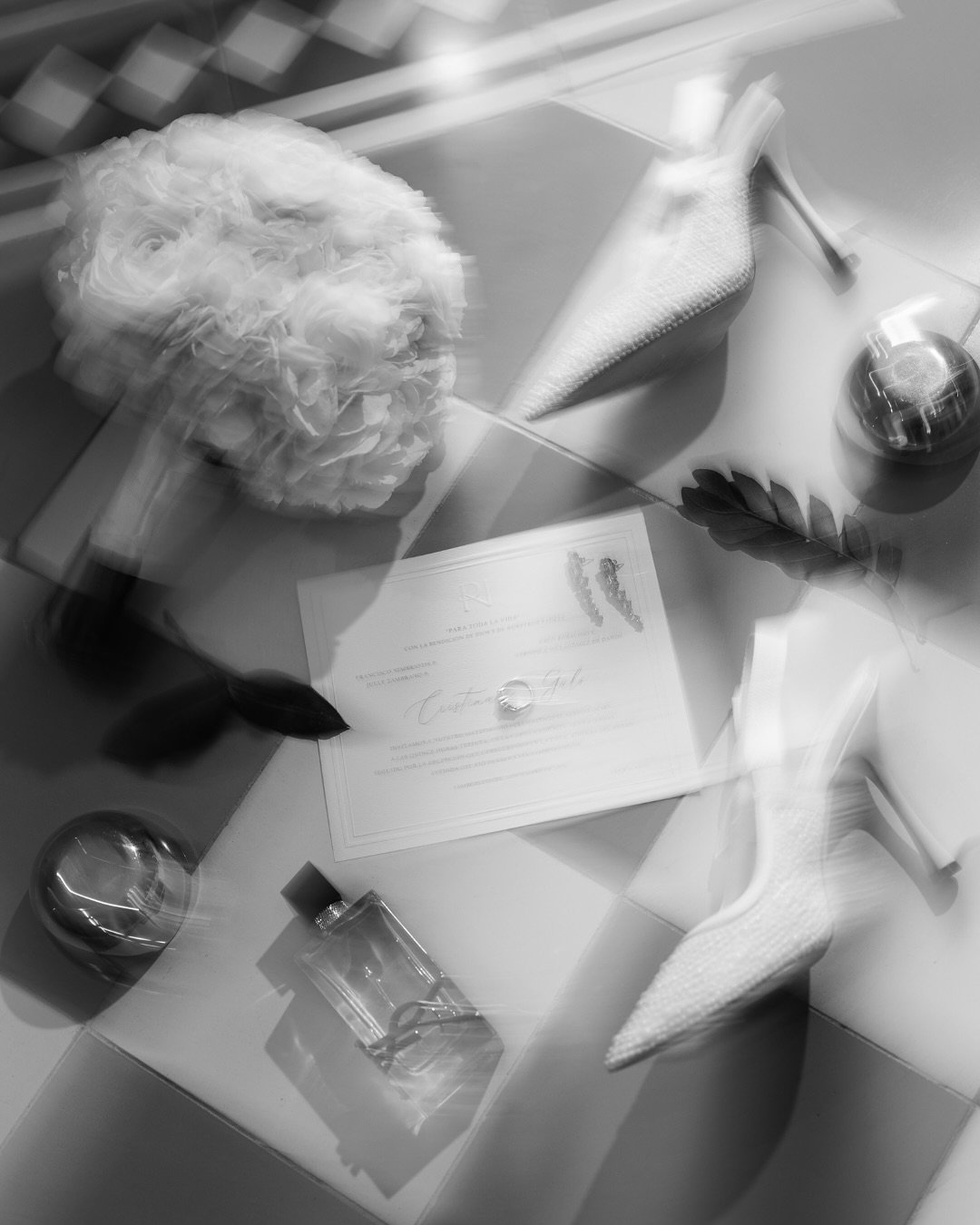 &ldquo;Whispers of style and love&rdquo; 🤍
.
.
@estefaniasancho_wp 
@enfoque_films 
.
.

#destinationwedding #ecuadorwedding #weddingphotographer #justmarried #wedding #bodasguayaquil #bodasecuador #weddingphotography #bridetobe2026 #ecuadorweddingp