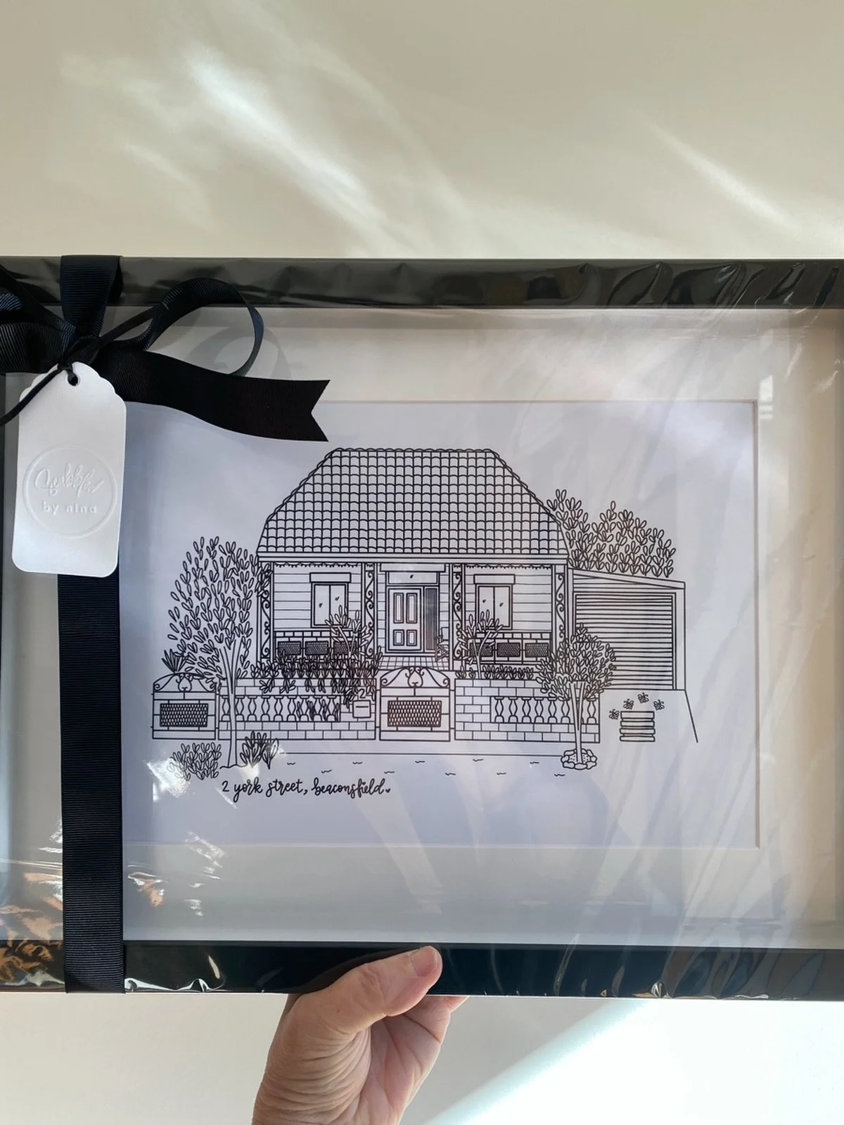 Over 1,000 houses drawn&hellip; which to be honest feels amazing and slightly unbelievable 🏡

Over that time my style has evolved but the live I have for drawing houses and buildings and their stories, that hasn&rsquo;t hanged one bit. 

Still notic