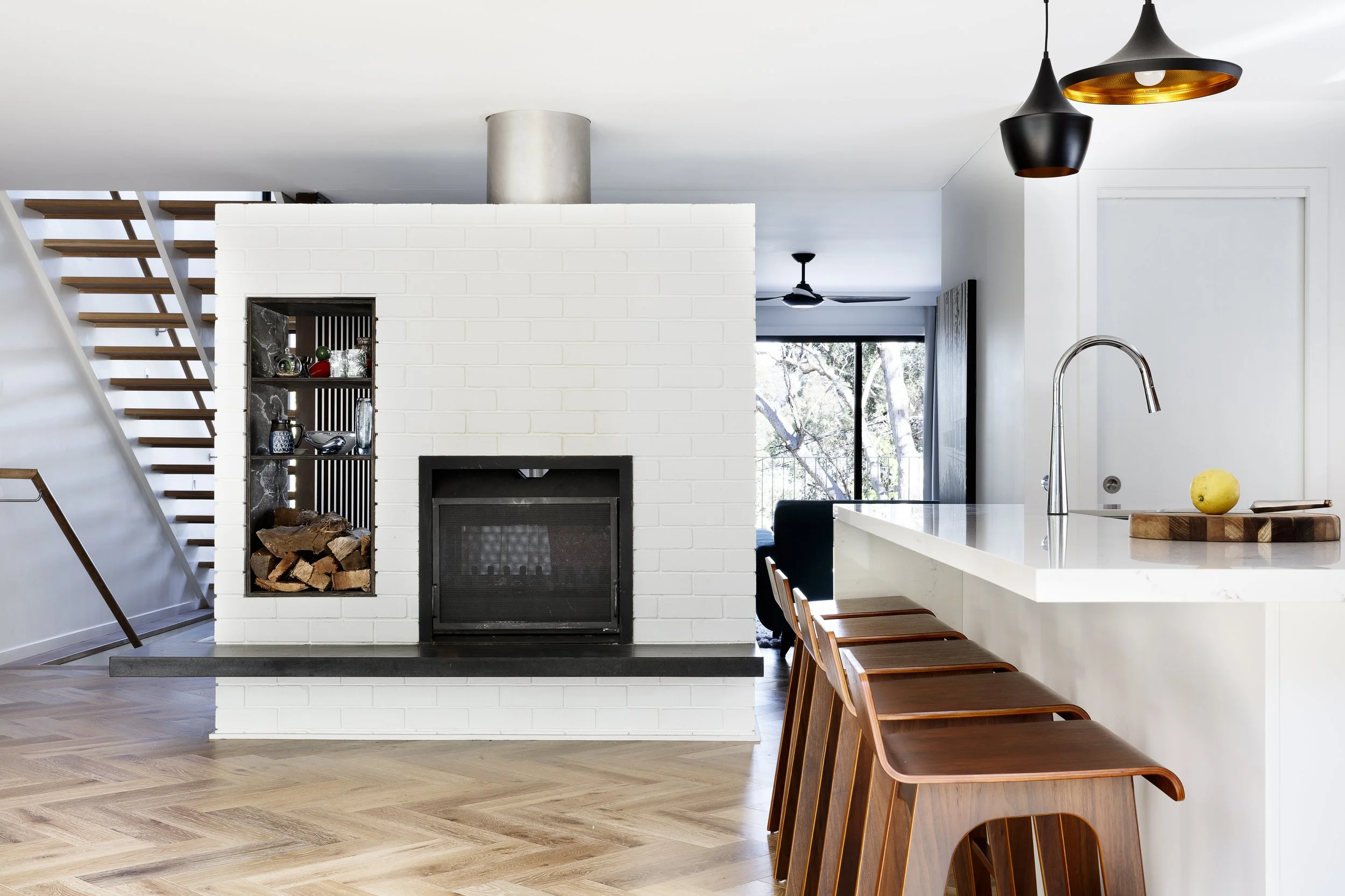 Avalon, 7 Coral Cr 05.jpg