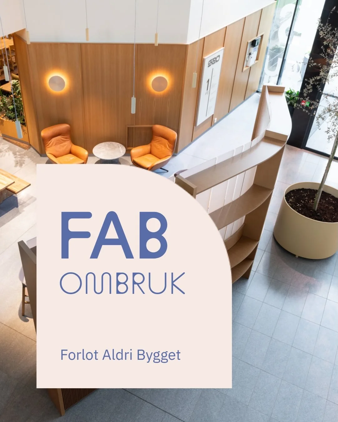 FAB &ndash; Forlot Aldri Bygget

Det som en gang var bordskjermer mellom arbeidsplassene i det eksisterende bygget i Snar&oslash;yveien 20, er i dag romdelere i fellesomr&aring;det.

Foto: Niklas Hart