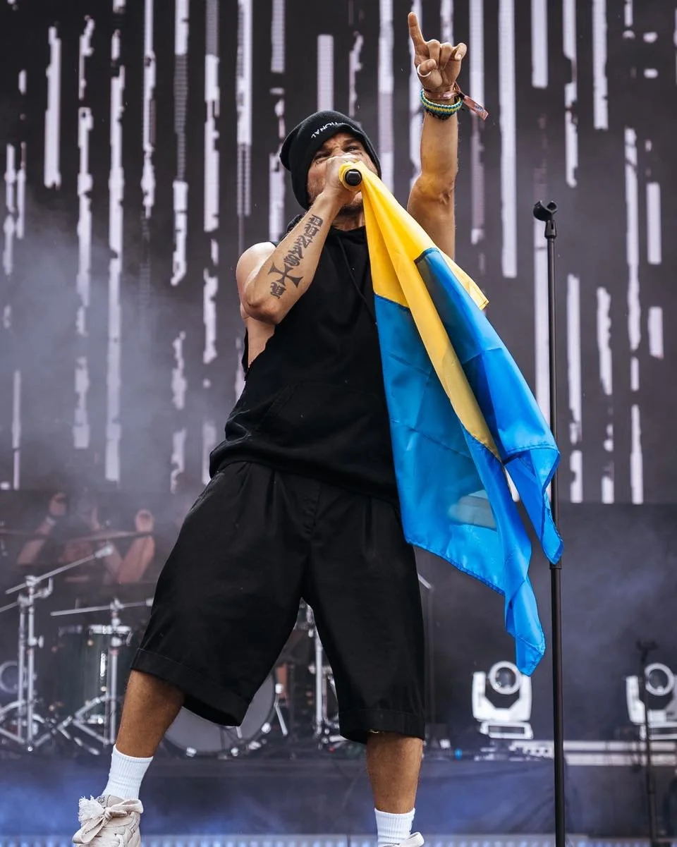 Middle8 oli mukana The Rasmuksen keikalla Kiovassa.

Poikkeukselliset olosuhteet toivat t&auml;h&auml;n projektiin  omanlaisensa haasteet, joita ei joka p&auml;iv&auml; kohtaa &mdash; mutta my&ouml;s perspektiivi&auml; el&auml;m&auml;&auml;n.

Lue ke