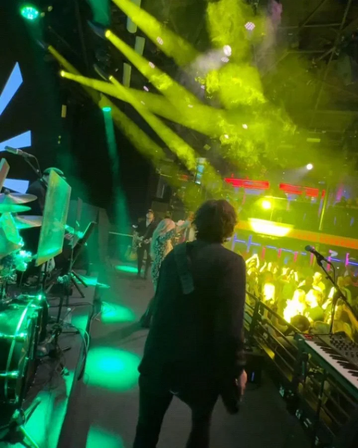 Middle8:n p&auml;&auml;si&auml;inen merill&auml;! 🚢

Kurssi pysyi oikeana teknikoiden k&auml;siss&auml;, eik&auml; merih&auml;t&auml;&auml; n&auml;hty - paitsi niill&auml; jotka missasivat @viivilrockyou @berttabeee @bettarecognize keikat Viking Gra