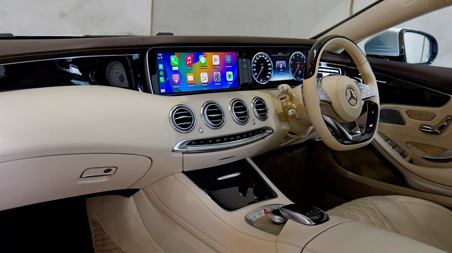 What a stunning Interior! 
This S500 Mercedes Benz came to us because the factory navigation is subpar. Most of the new Victorian roads, developments and even suburbs aren&rsquo;t available yet. We solved this problem with our custom Apple CarPlay an