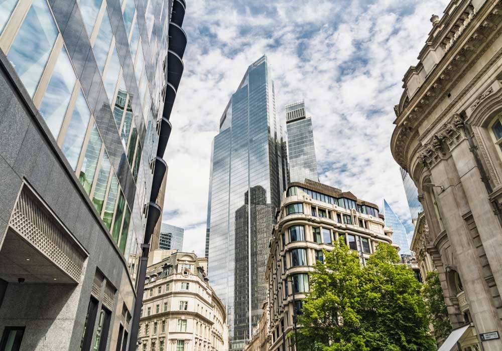 Managing Structural Movement in Complex Urban Constructions 