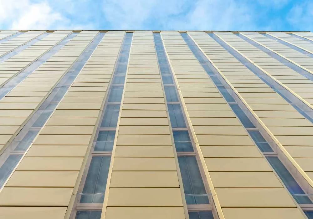 Achieving a First-Time Fit for Complex Façades and Precast Elements 