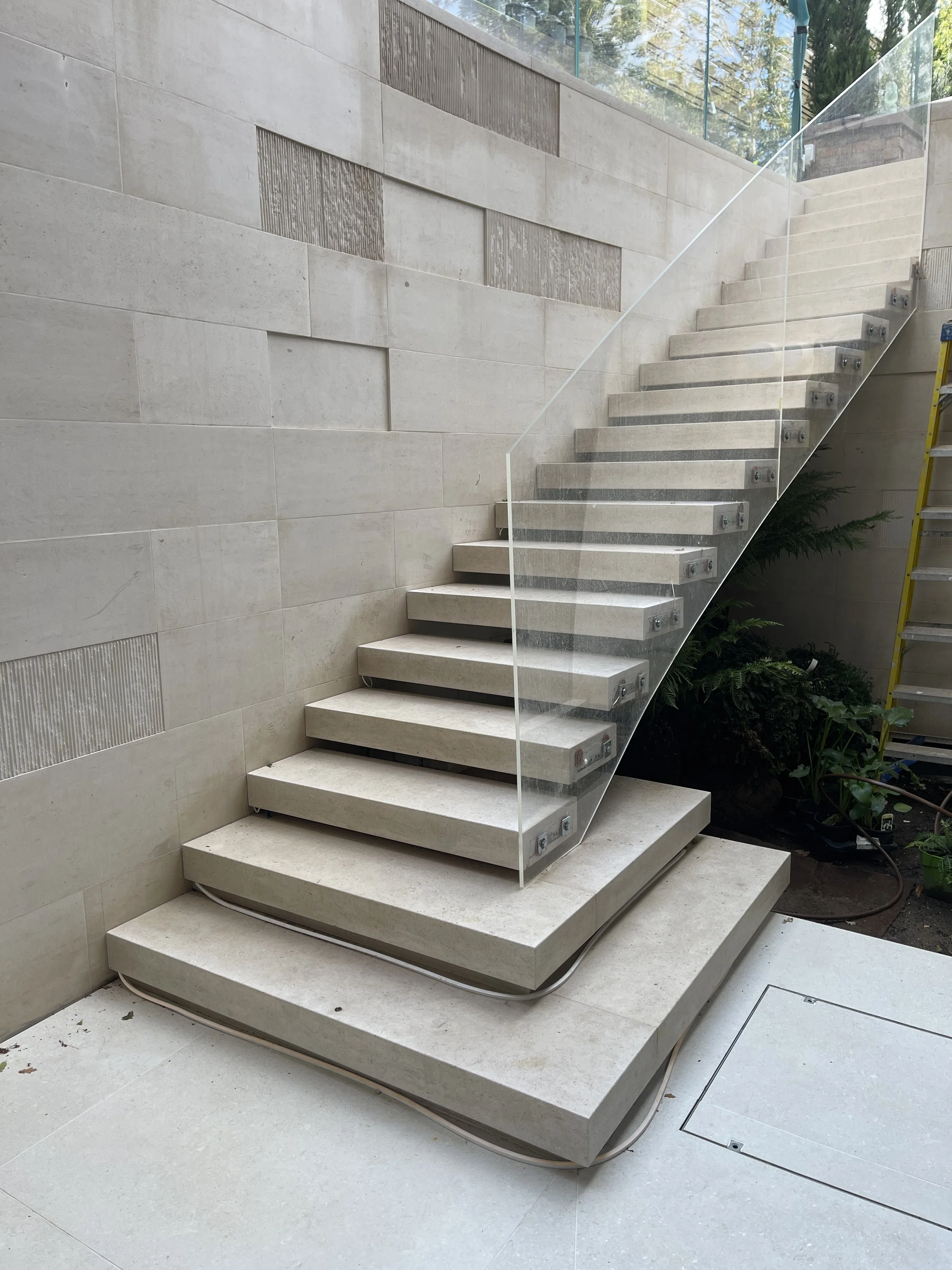 Roedean Crescent | 3D Model for Curved Glass Installation