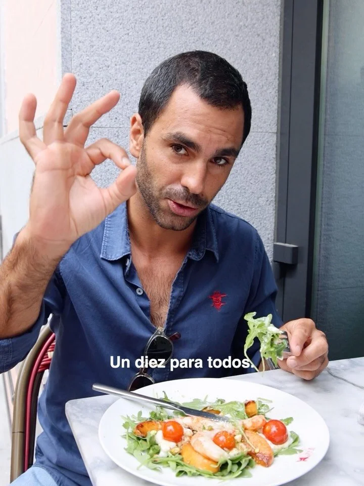 La nueva ensalada de temporada ya est&aacute; aqu&iacute;.
La mejor parte: &iexcl;la hab&eacute;is creado vosotros!❤️

Gamb&oacute;n, melocot&oacute;n, r&uacute;cula, stracciatella, tomate cherry y pistacho.

Ven a deleitarla a Filem&oacute;n 🫜🍑🦐