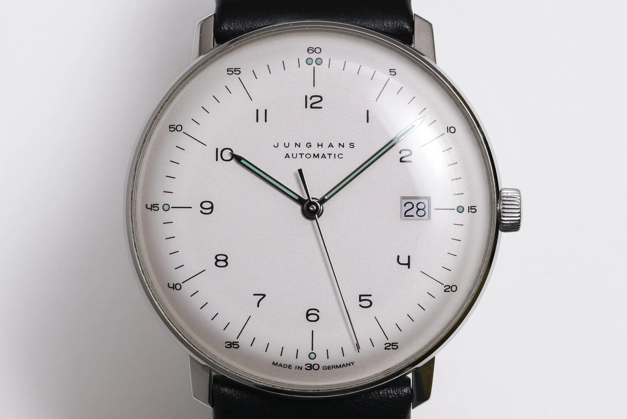 lars-maurer-junghans-max-bill-detail-hahnemuhle-fine-art.jpg