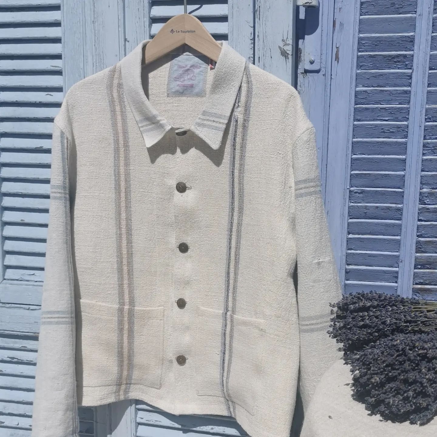 PORTUGUESE GRAIN SACK JACKET!
This jacket is super soft made from 1900's vintage Portuguese handwoven hemp/cotton grain sacks.

This is a one of a kind vintage inspired fit with two waist pockets and five vintage buttons.

SPECIALLY MADE IN ST REMY D