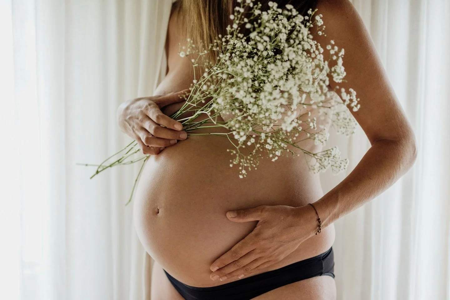 Ich darf wieder ein paar Schwangerschaftsbilder mit euch teilen 🧡 

#schwangerschaft #mutterschaft #pregnancy #dokumentarischefamilienfotografie #motherstoriesfotografie