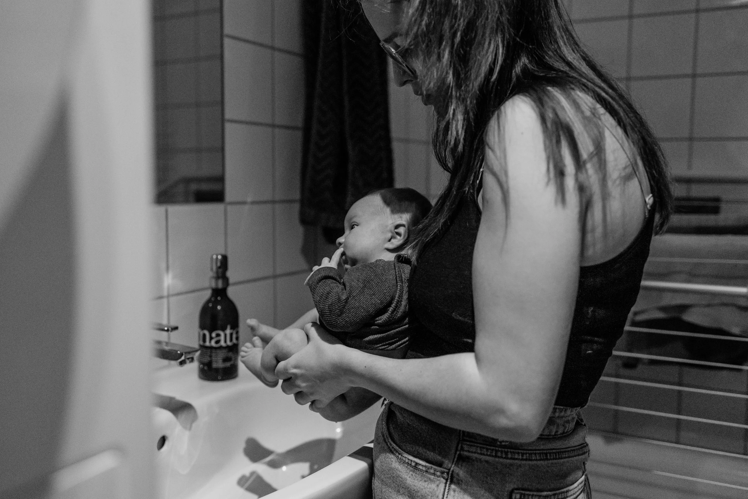 TheresaundThomasmitMarla_Wochenbett-66.jpg