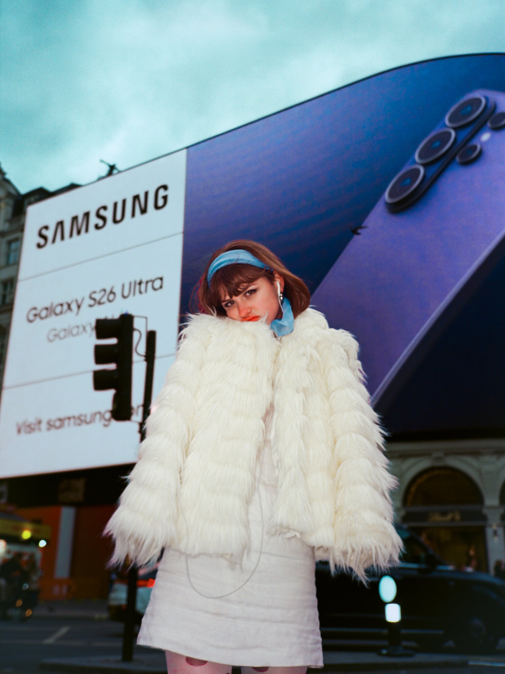 chloe-slater-ugly-09.jpg