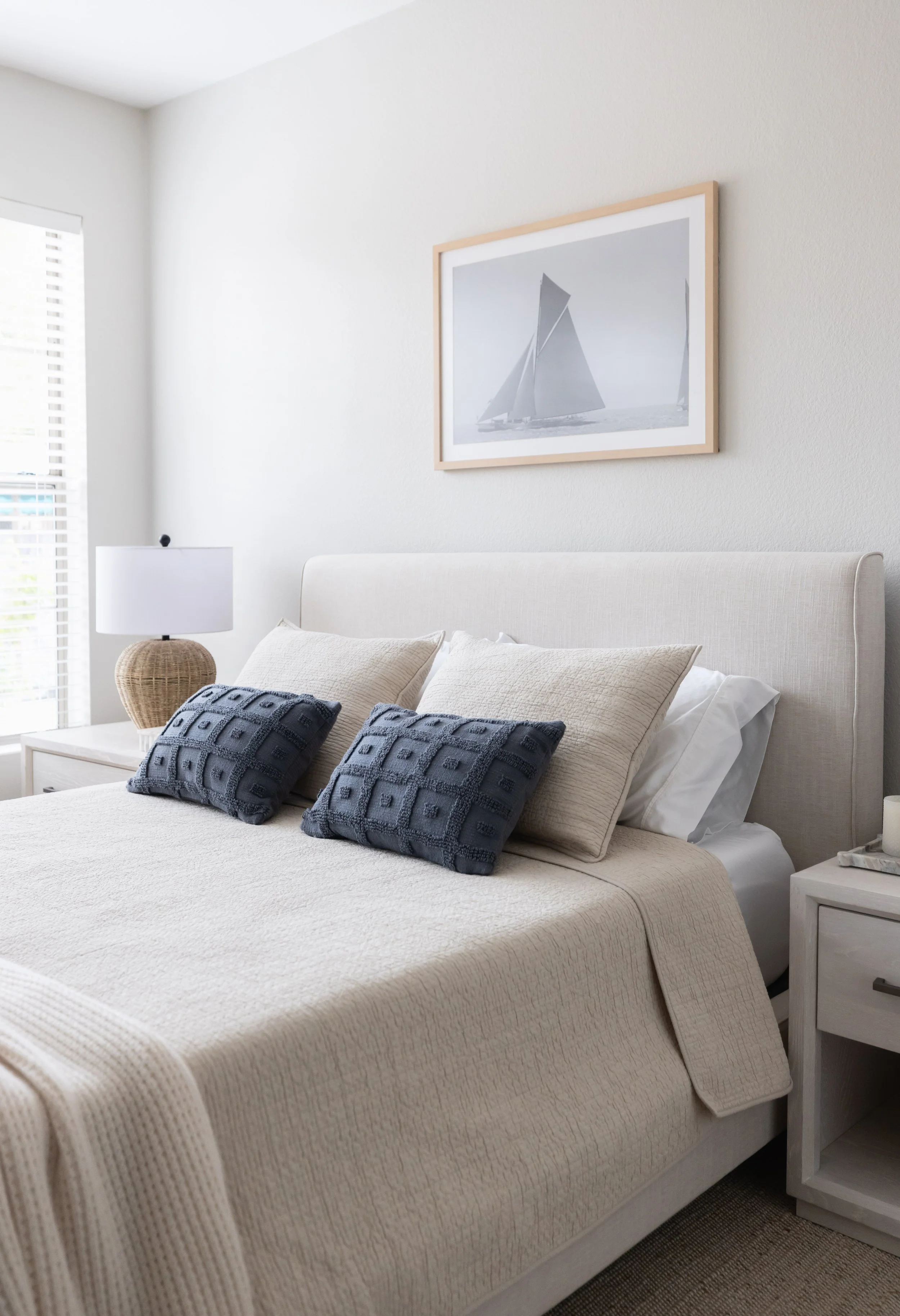 Serene Minimalist Bedroom