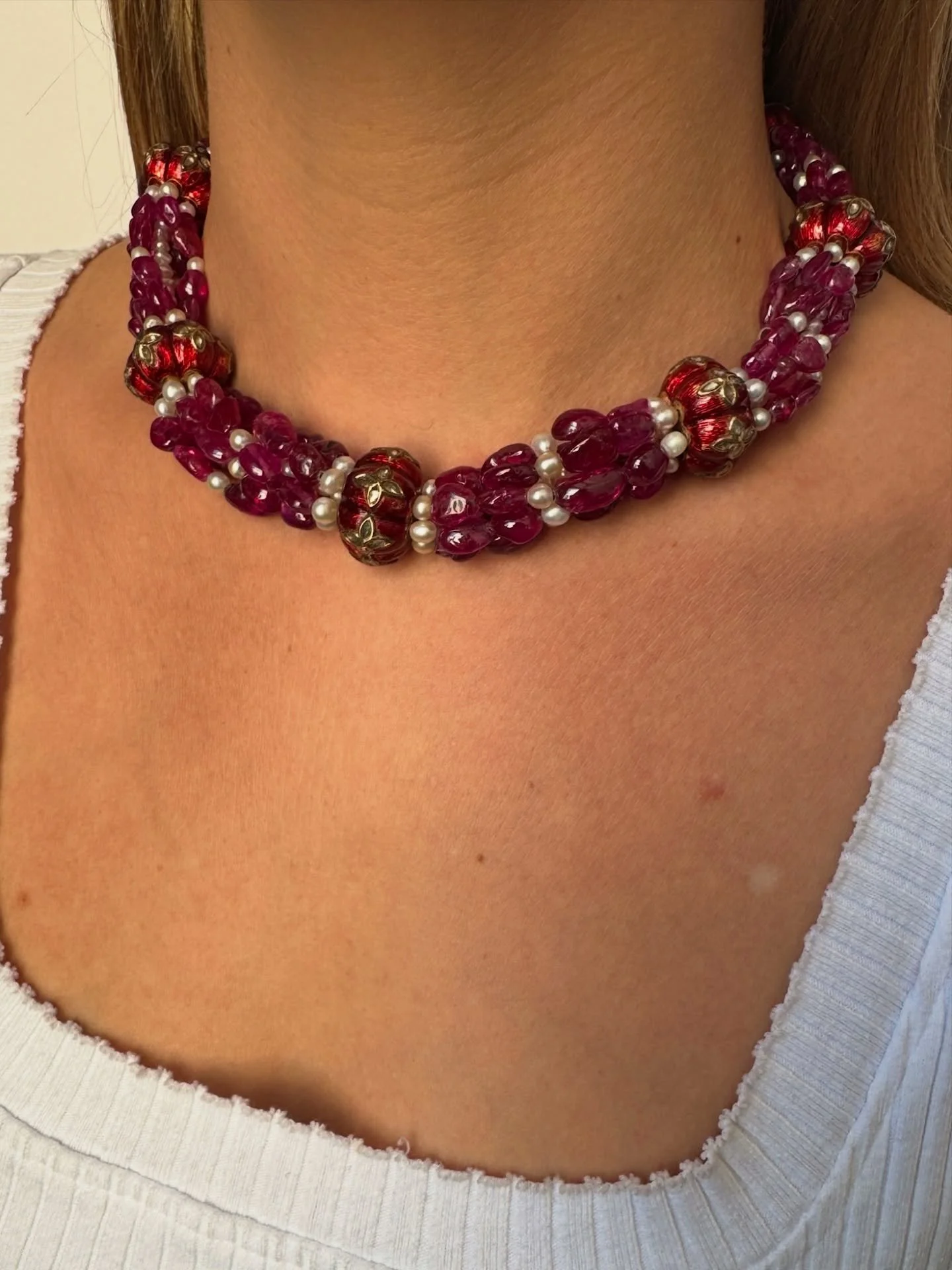 Estate Ruby Bead &amp; Pearl Necklace &hearts;️
.
.
.
#jewelry #jewellery #jewelrydesign #luxury #estatejewelry #rubynecklace #pearlnecklaces #rubyjewelry