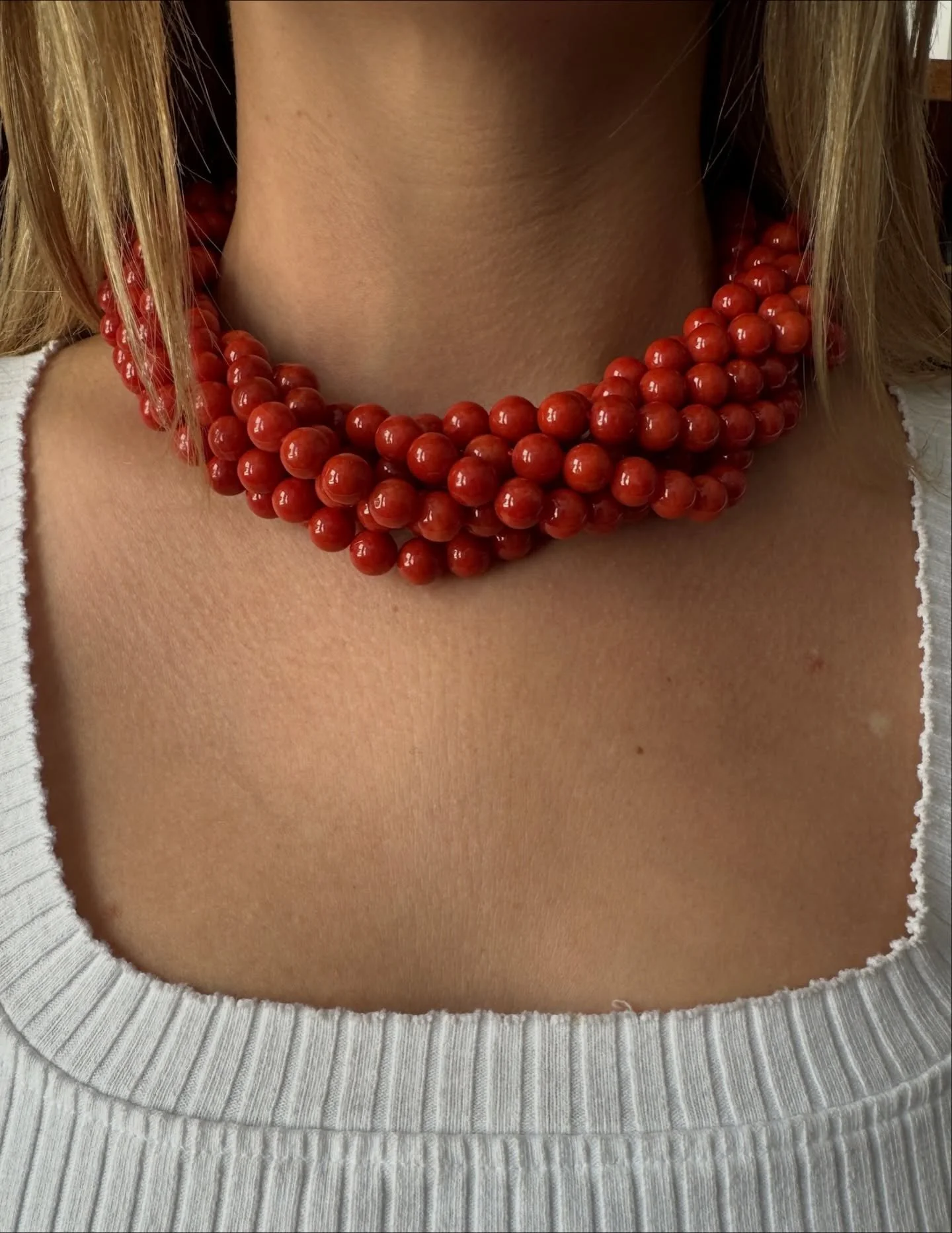 Coral Bead Necklace &hearts;️
.
.
.
#coralbeads #coralnecklace #holidayjewelry