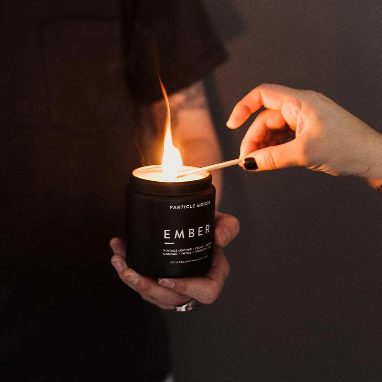 Ember Wood Wick Candle I Leather, Tobacco & Woods