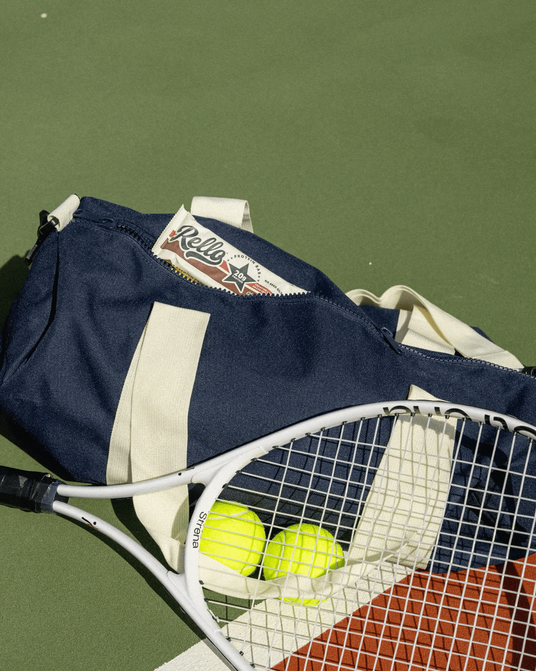 TENNISBAGTWOPOST.gif