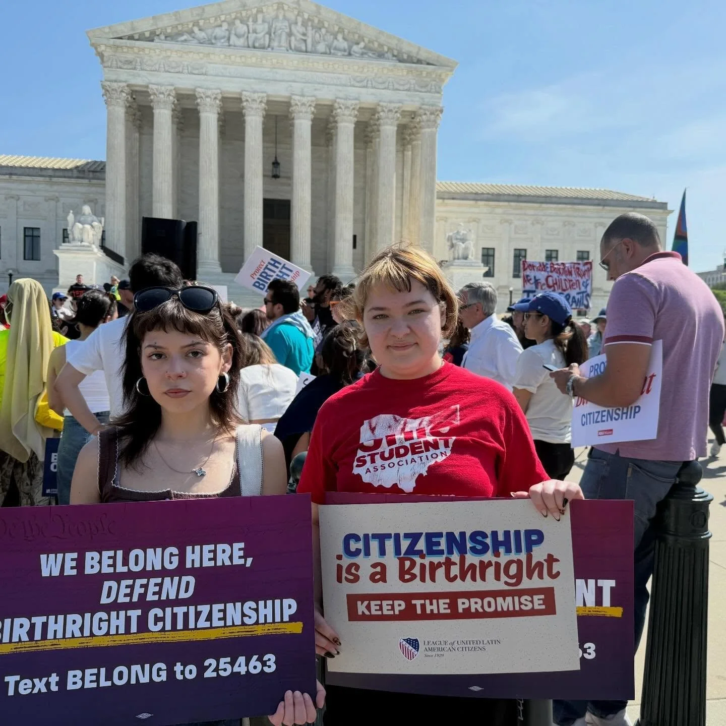Today, the Ohio Student Association stood side-by-side with hundreds to defend birthright citizenship. The 14th amendment is the foundation we build our multiracial democracy on, and our nation will not survive without it.

El Pueblo unido jam&aacute