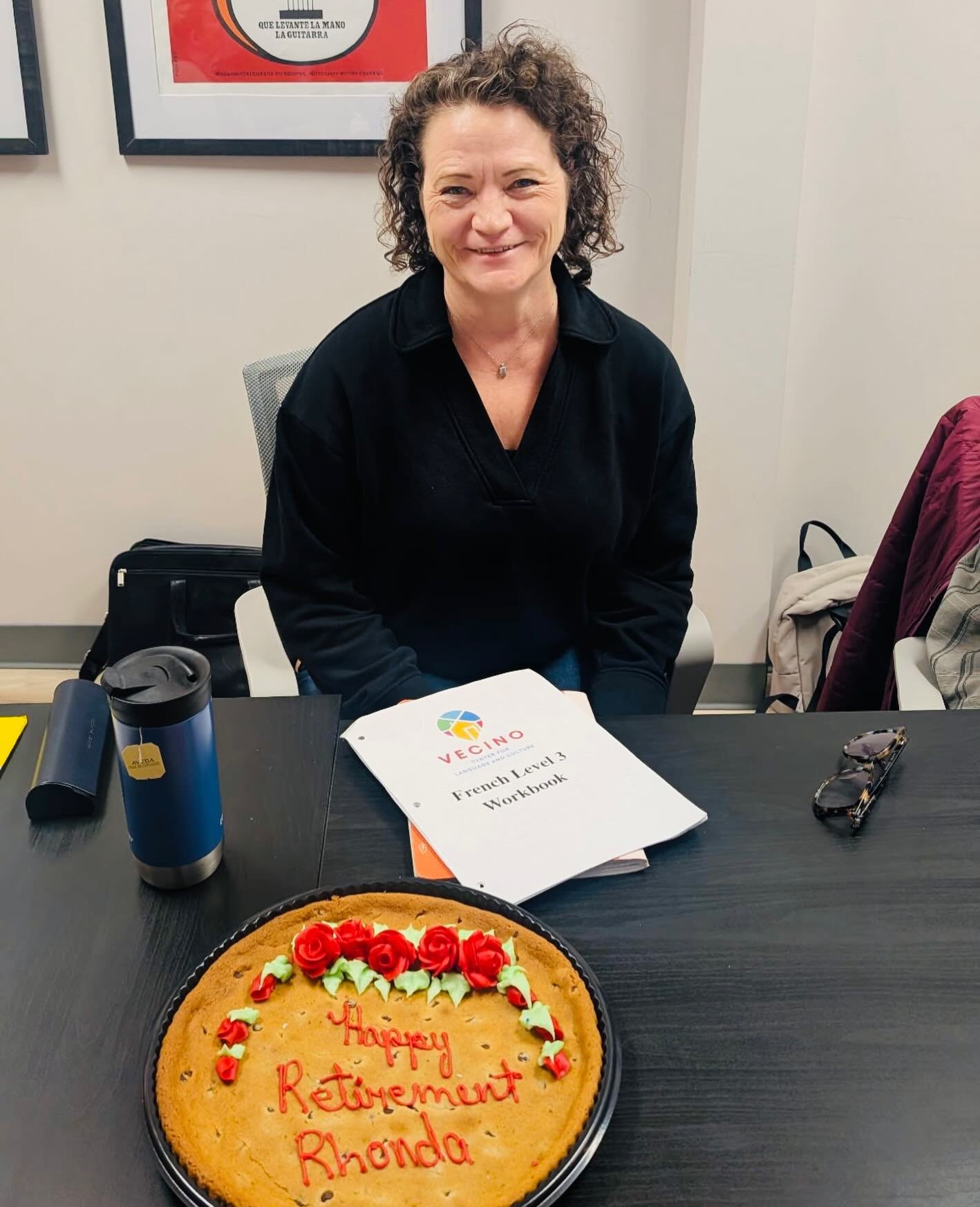 Retirement calls for cookie cake! F&eacute;licitations to our amazing French level 3 student and newly minted retiree, Rhonda! 🎉🎊💕 And don&rsquo;t worry&hellip; she may be done with her day job, but now her sole job is to master French!