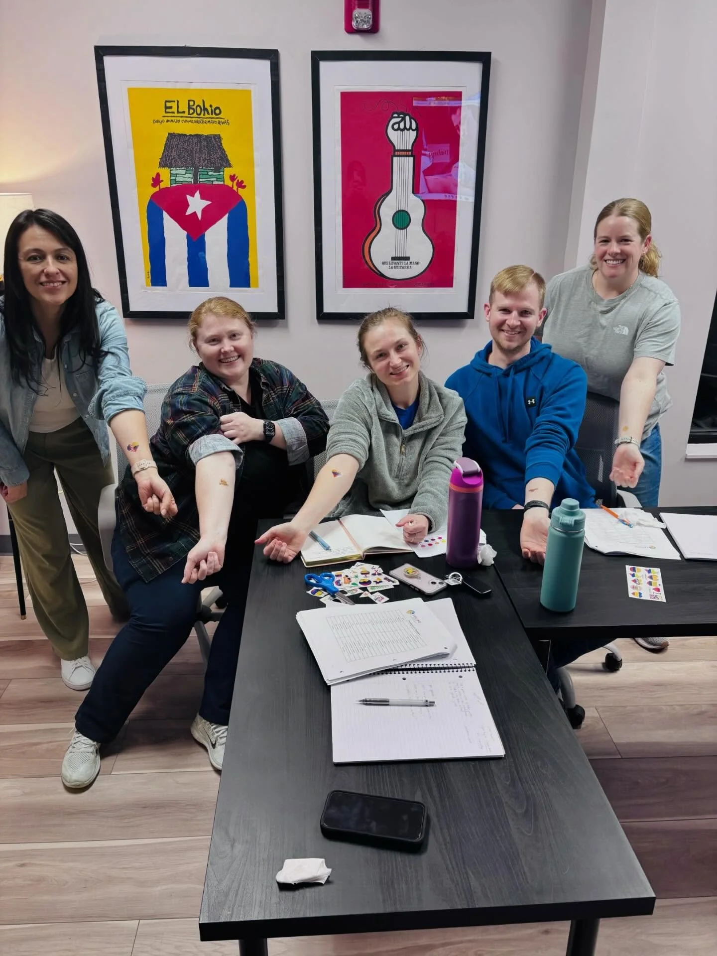 Take a peek 👀 at our German Level 1 and Spanish Level 2 classes from tonight!