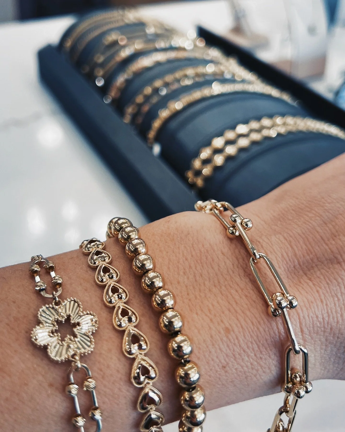 Which would you choose? Flower, hearts, beads or links? ✨✨✨ #broadoptionsjewels