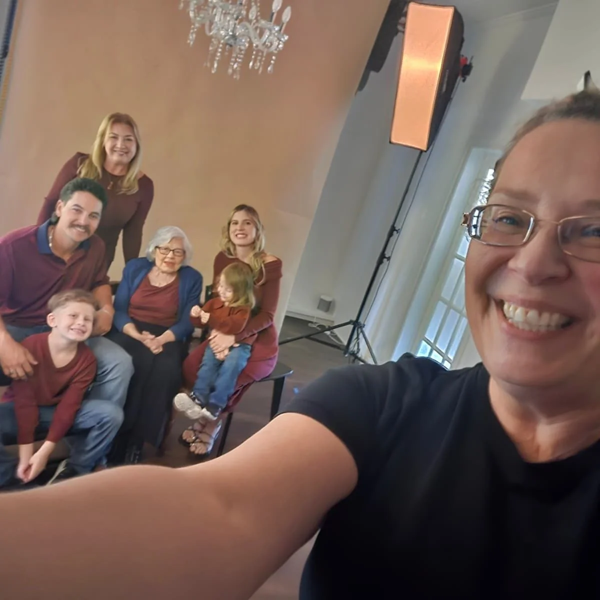 ✨ Behind the scenes, the studio&rsquo;s been buzzing! ✨
The laughter, the love, the sweet chaos of family sessions &mdash; it&rsquo;s what makes this time of year magic. 💫

From giggles during poses to those &ldquo;oh my gosh that&rsquo;s us!&rdquo;