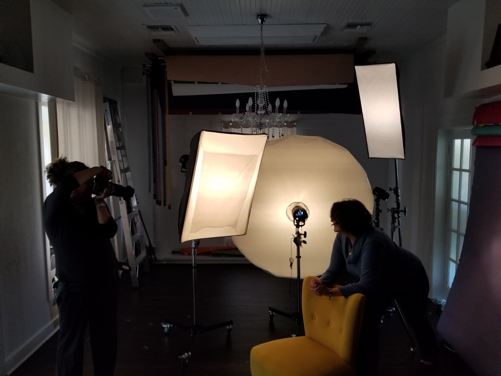 Martha came in thinking she will not like in herself in photos 🫣 and left here a believer. We had such a fun photoshoot, what a beautiful woman!❤😍