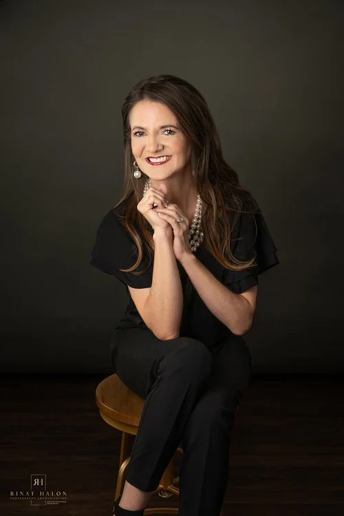 Winter Park Professional Headshots Rinat Halon Photography Woman posing studio photoshoot elegant attire