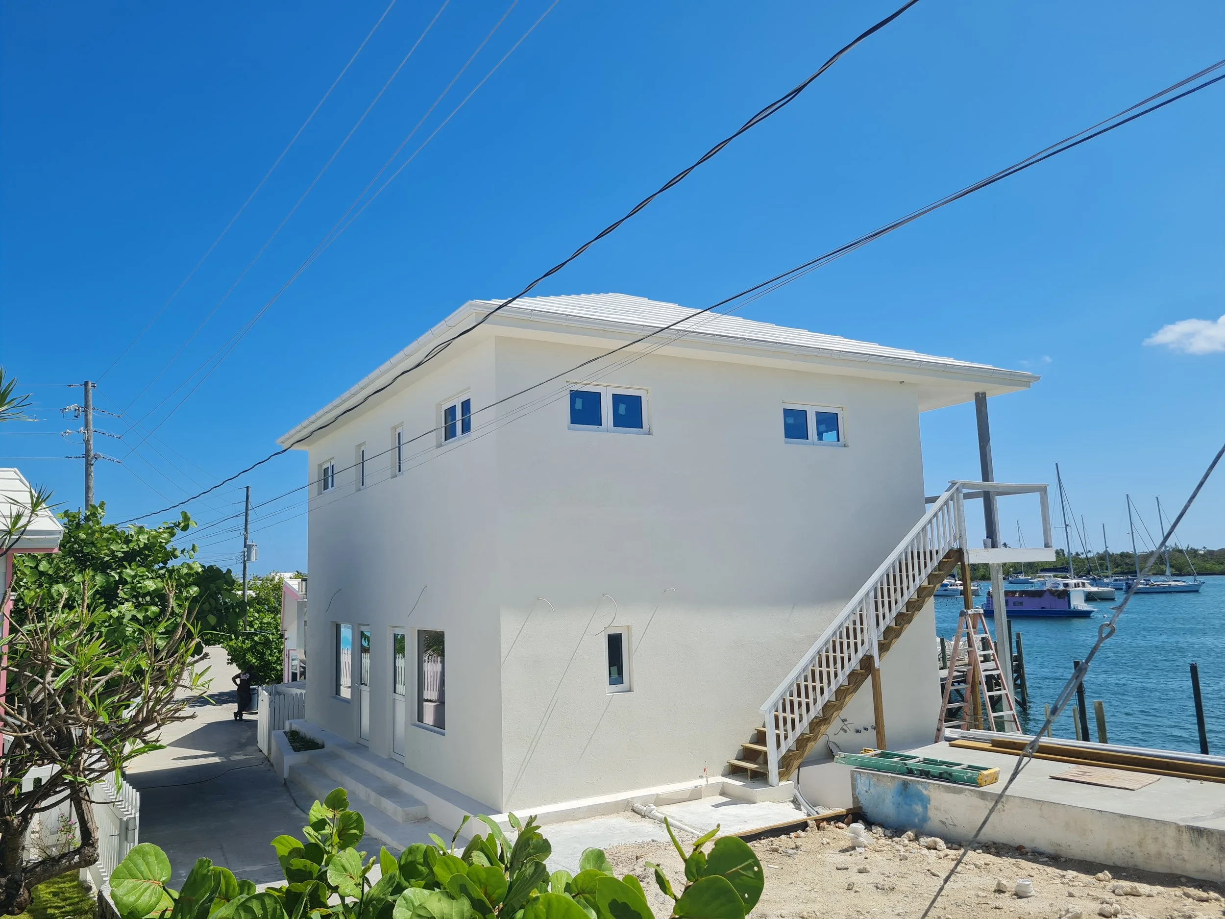 modular, hurricane resistant steel frame Bauhu house